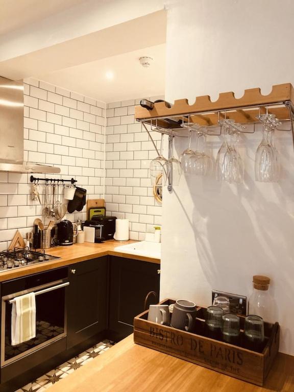 Central Brighton Flat, 3 Bedrooms, Sleeps 6, Close To Shops And Beach Exterior foto